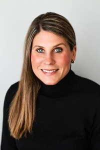 Abby Jirak, CIC